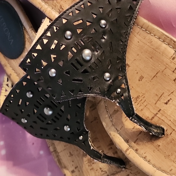 Merona black studded sandles - Picture 2 of 4